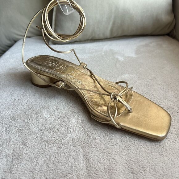 Zara Metallic Gold Low Heel Strappy Sandal Women EU 38 US 7.5 Casual Resort - Picture 3 of 16